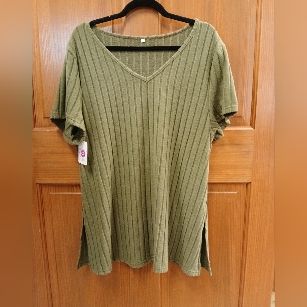 NWT Boutique Olive Green Buttery Soft Ribbed Top 5X Plus Size Short Sleeve Tunic